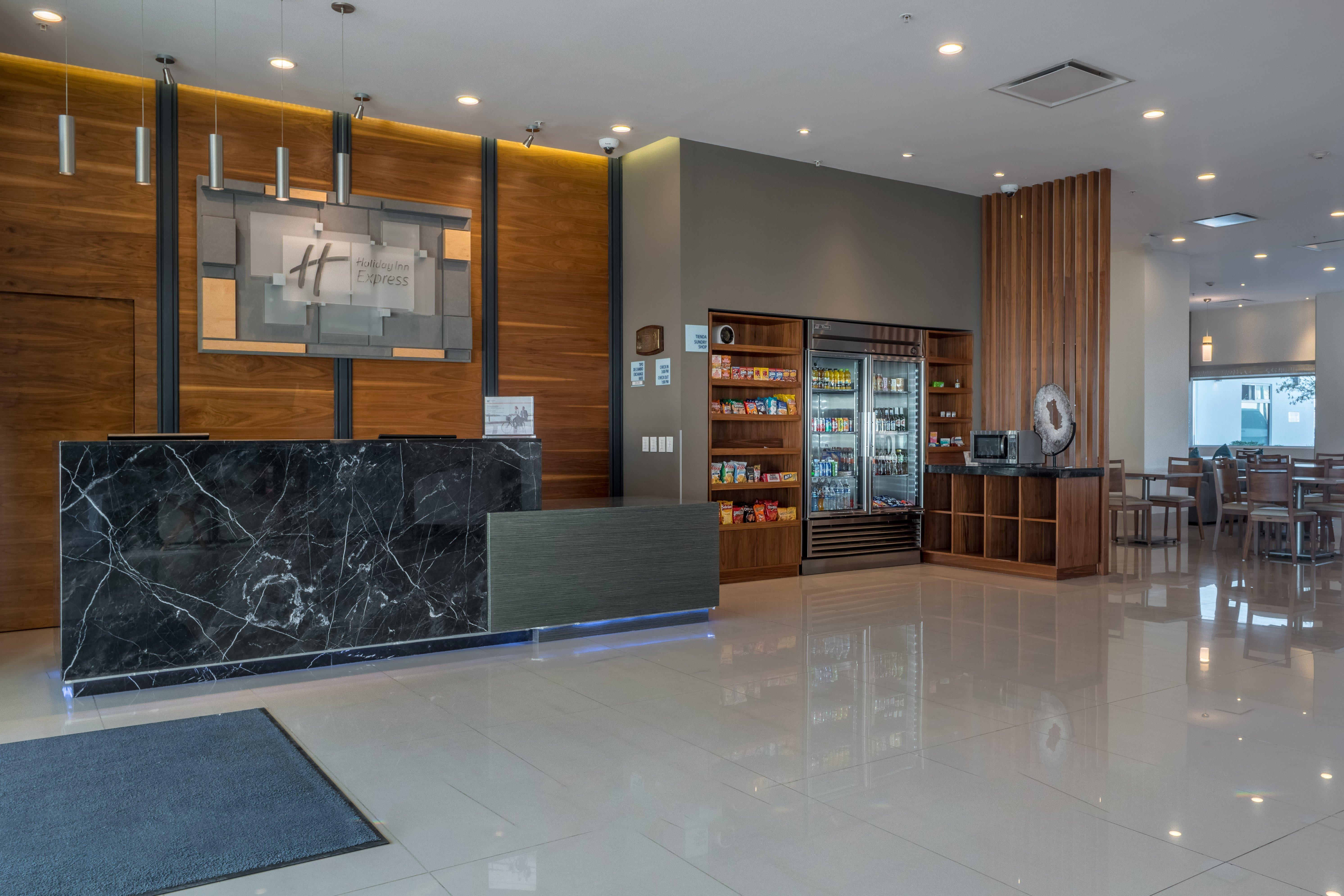 Holiday Inn Express&Suites Silao Aeropuerto Terminal, an IHG hotel Exterior foto